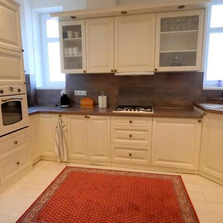 ברטיסלאבה Velky 3I Apartman V Centre Mesta מראה חיצוני תמונה